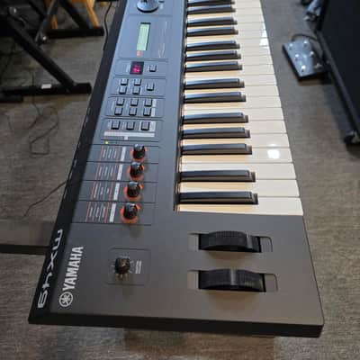 Yamaha MX49 Music Synthesizer *Open Box/Store Demo Model* - Black image 2