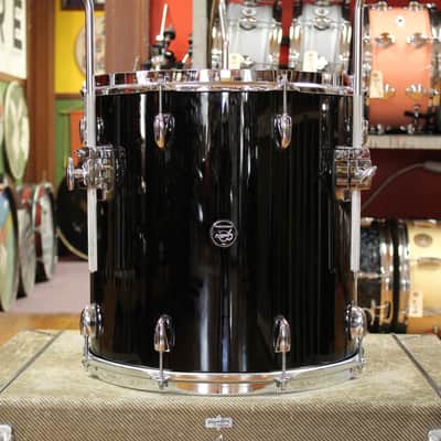 Gretsch Renown Series Outfit in Black Lacquer 14x24 9x13 16x16 16x18 image 13
