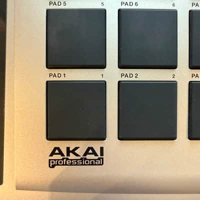 Akai MPD16 2000s - Silver image 5