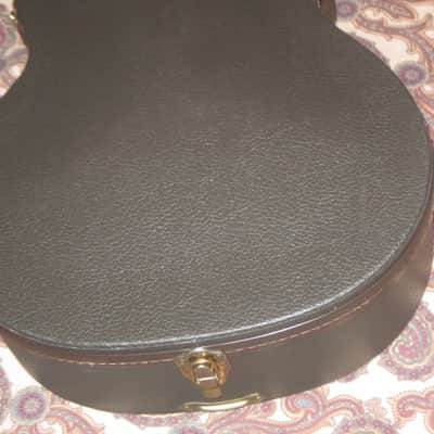 lightly handled (late 90s-early 00s) Taylor Grand Concert Deluxe Brown Hardshell Case (5200-54 but reg black lining) textured dark brown vinyl over 3-ply wooden structure, Foam padding covered w/ reg black plush  lining, brass plated HW, leather handle image 17