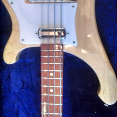 Rickenbacker 4001 V63 1999 Maple Glo Bass Guitar image 2