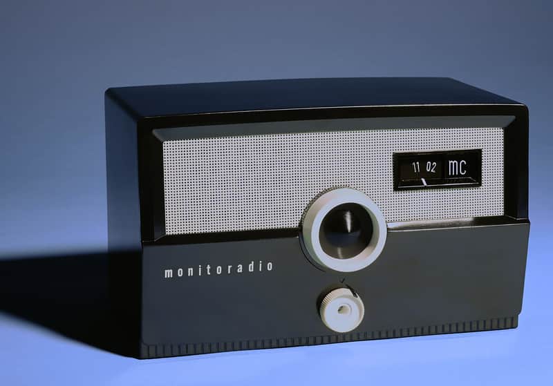 CHARA Amptique™ 5W Guitar head in Vintage Radio Case image 1