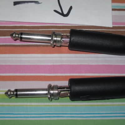 lightly used genuine Fender instrument cable, 10 feet, black PVC - Professional OFC (oxygen-free copper) Noiseless Instrument Cable (1/4" Straight TS Male to 1/4"Straight TS Male plugs) image 15