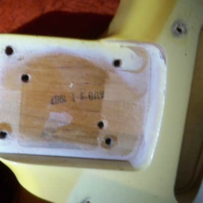 1987 AVRI Fender Stratocaster American Vintage 1962 Reissue AVRI White Sim Neck 8 Lbs image 14