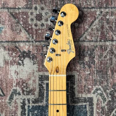 1983 Fender Blue Bowling Ball Stratocaster Vintage 1/105 USA Electric Guitar! image 11