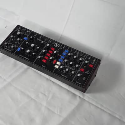 Behringer Model D Analog Desktop Synthesizer - 3-Oscillator Monophonic Synth