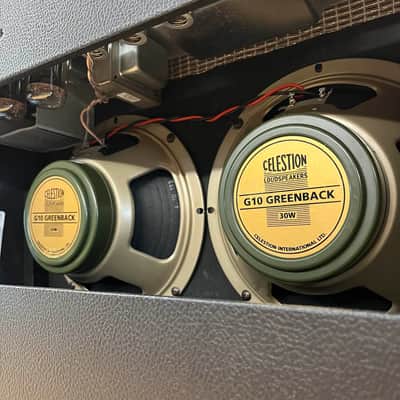 Fender 68 Custom Vibrolux Reverb Reissue Guitar Tube Combo Amp w/Footswitch & G10 Greenbacks image 7