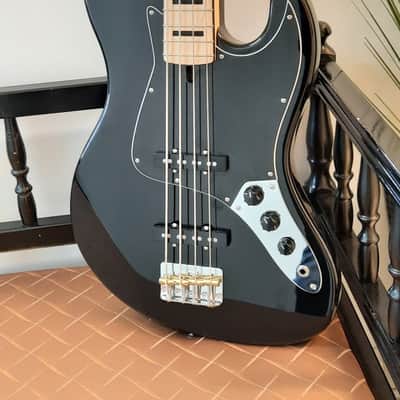 Ashdown The Grail bass 4-string, maple fretboard image 6