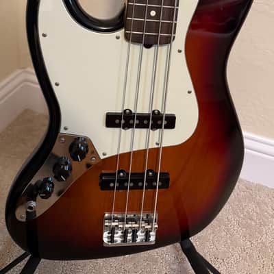 Fender American Professional Jazz Bass with Rosewood Fretboard Left-Handed 2017 - 2019 - 3-Color Sunburst image 7