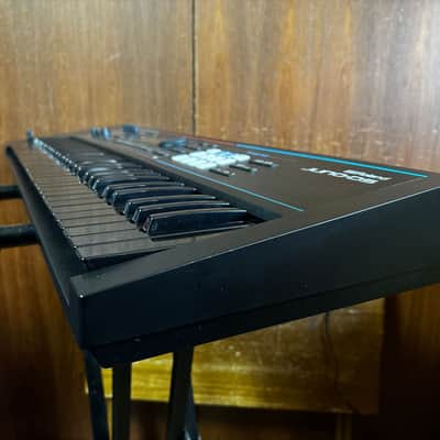 Roland JUNO-DS 61 61-key Synthesizer Special Edition Black on Black w/ gig bag image 6