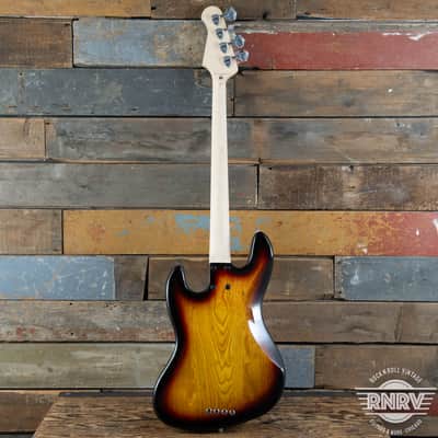 Lakland Skyline 4460, Rosewood, Sunburst B Stock image 4