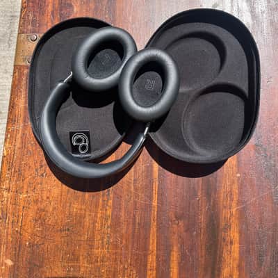 Bose QuietComfort Headphones - world-class wireless noise cancellation (Black) image 2