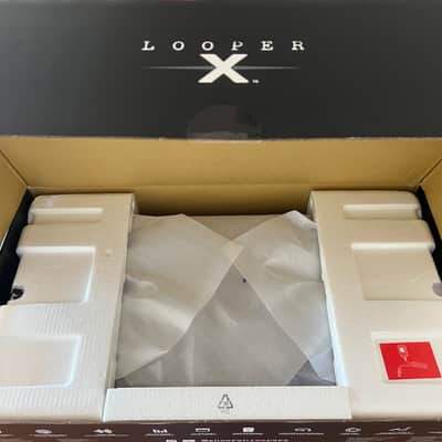 **LIKE NEW-IN BOX-ONE OWNER** Sheeran Looper X image 9