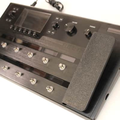 Line 6 Helix Multi Effects Floor Processor • 2021 • Excellent image 3