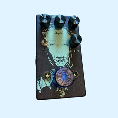 Walrus Audio Julia Chorus / Vibrato 2017 - 2019 - Purple image 1
