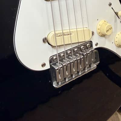 1983 Squier by Fender Bullet S-3T – MIJ – SQ45878 – Original Squier HSC image 3