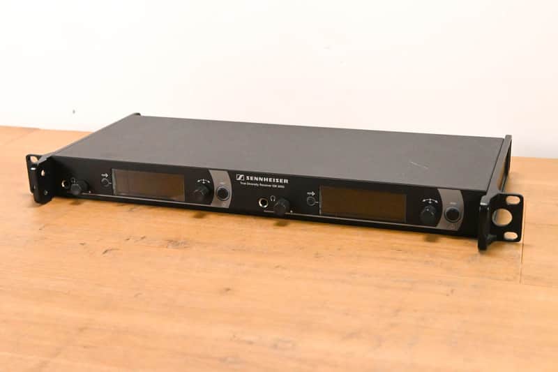 Sennheiser EM 2050 Wireless Receiver w/ one Beltpack - 516-558 MHz CG01YTX image 1