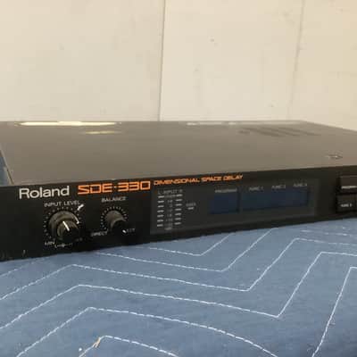 Roland SDE-330 Dimensional Space Delay 1993 - 1998 - Black image 2