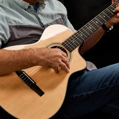 Taylor 314ce-N Nylon-String Acoustic Electric Grand Auditorium Guitar, Sitka Spruce Top, Sapele Back & Sides w/ Case image 12