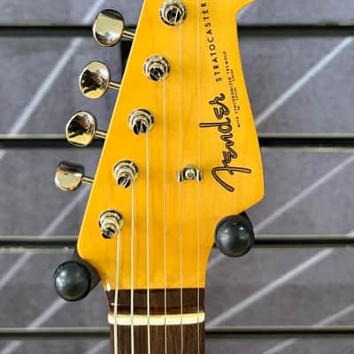 Fender American Vintage II 1961 Stratocaster Olympic White, Hard Case B Stock image 4