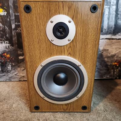 Sony Sony SS-U310 are vintage, wood-grain bookshelf speakers 90s  - Wood grain image 5