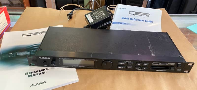 Alesis QSR