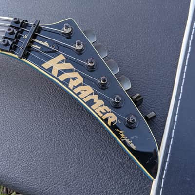 1987 Kramer Mach II Stagemaster Standard Flip Flop Blue W/OHSC Great Condition Overall image 12