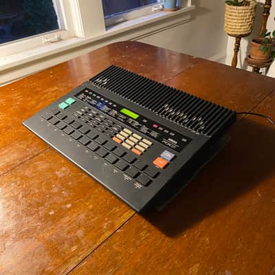 Yamaha RX5 Digital Rhythm Programmer 1986 - Black image 4