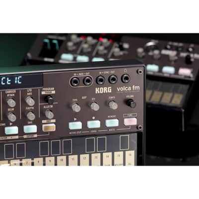 Korg volca fm 2 - Synthesizer image 3
