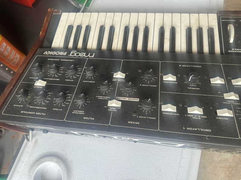 Moog Prodigy Synthesizer (1979-1984) - Black
