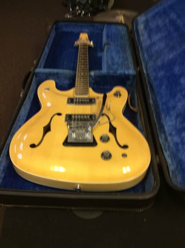 Baldwin Vibraslim w/Burns pickups and tremolo Made In England 1967 image 1
