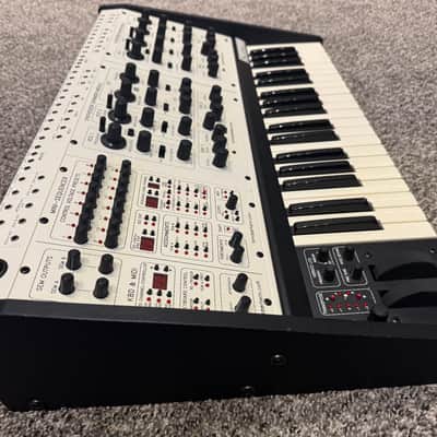 Oberheim TVS-Pro 49-Key 2-Voice Synthesizer image 3