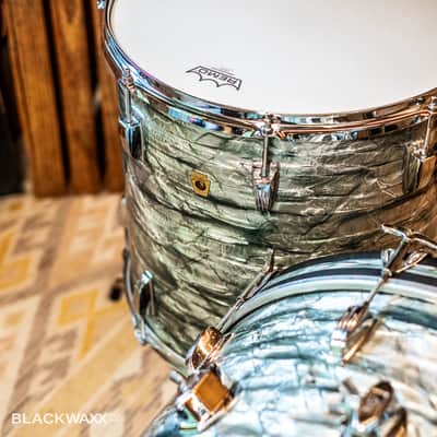 Ludwig Super Classic - 9x13 / 16x16 / 14x22" Drum Set with Keystone Badges 1968 - 1969 - Sky Blue Pearl image 6