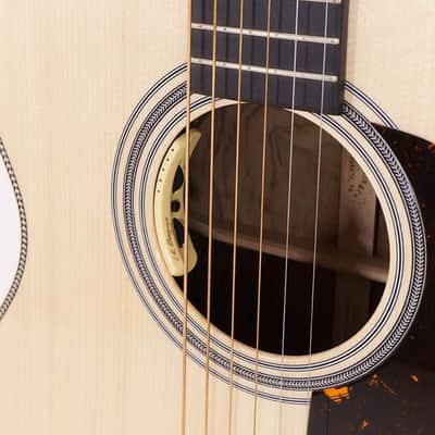 Martin Custom 000 - Adirondack Spruce Top with Wild Grain East Indian Rosewood Back and Sides image 5