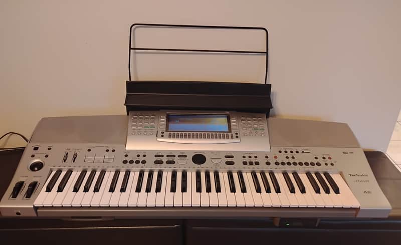 Technics SX KN6500 Digital Keyboard Arranger Workstation with extras image 1