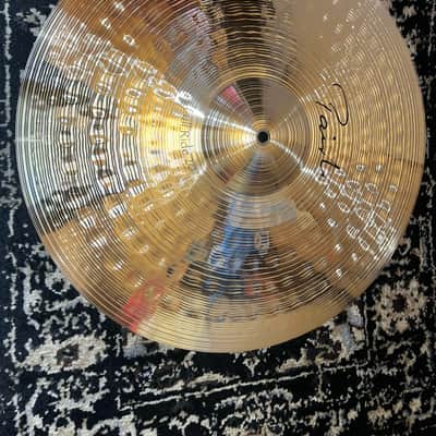 Mint Paiste 20" Signature Full Ride Cymbal - Traditional image 1