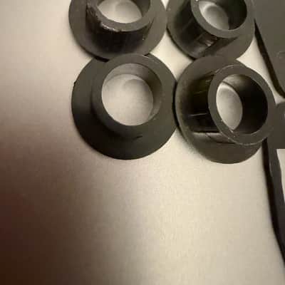 Rickenbacker 4001 & 4003 plastic tuner spacers and bushings [Set of 4] 1970s - Black image 3