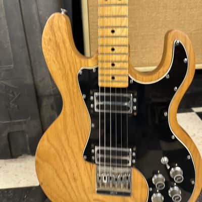 Peavey T-60 with Maple Fretboard 1978 - 1988 - Natural image 8