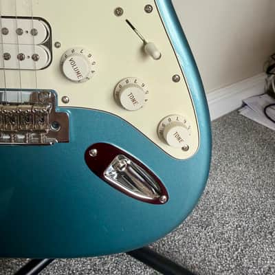 Fender Player Stratocaster HSS with Maple Fretboard 2018 - 2024 - Tidepool image 8