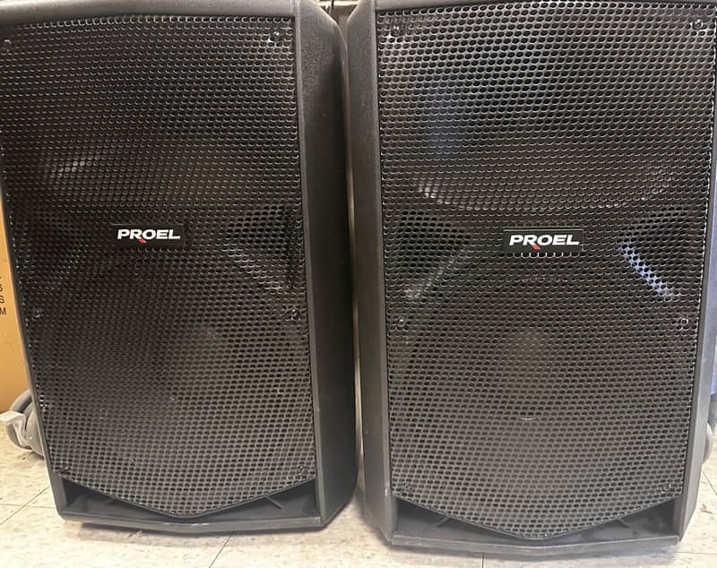 ( PAIR ) PROEL FLASH12A Active PA Speakers– Excellent Condition image 1