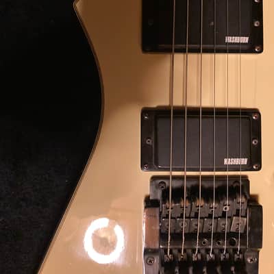 C. 1984 Washburn HM80 Kahler In White W/ Multiply Binding! W/ OHSC! So Metal!! image 4