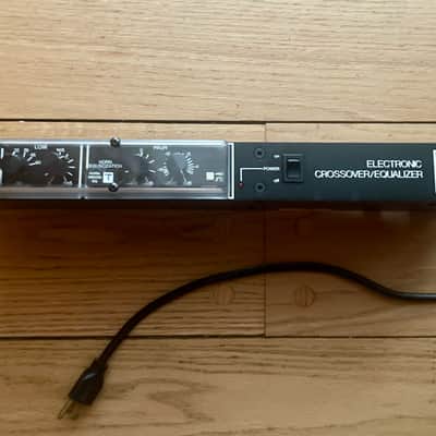 Electro-Voice EV XEQ-2 - Black image 1