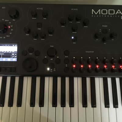 Modal Electronics 008 2016 image 2