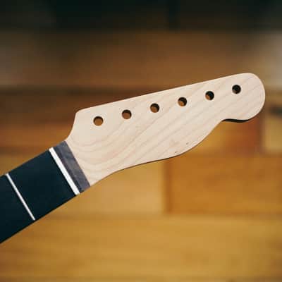Telecaster Neck – Roasted Maple & Rosewood | Unfinished | 21 Frets | Bone Nut image 2