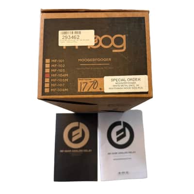 Moog MF-104M Moogerfooger Analog Delay - White image 2