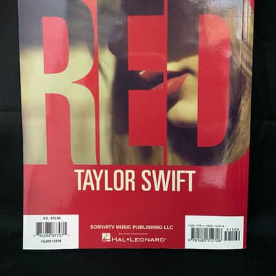 Hal Leonard Piano Book Bundle Pack (The Beatles, Coldplay, Taylor Swift) image 4