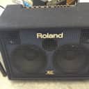 Roland KC-880 KEYBOARD AMP USED