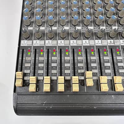 Mackie 1604-VLZ Pro 16-channel Mic/Line Mixer with Premium XDR Mic Preamplifiers image 6