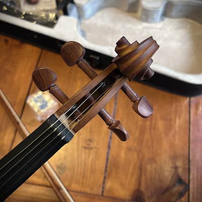 4/4 Full Size Antique Violin Outfit – Spruce & Maple Fiddle with Case, Bow, Rosin & Extras image 4