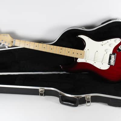 Fender Strat Plus Deluxe Electric Guitar | Reverb